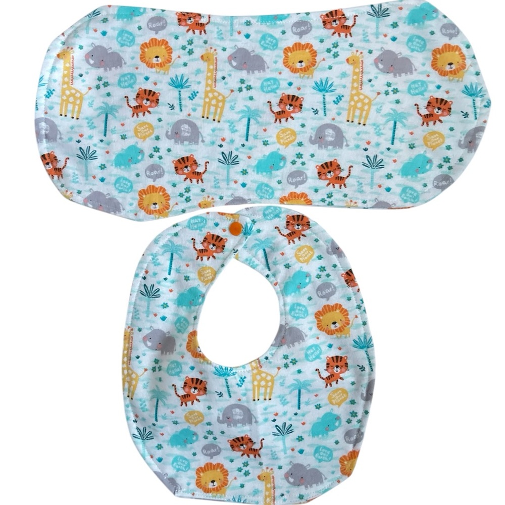 Hand Crafted Newborn Gift Set Bib and Burpcloth Soft Flannel Zoo Animals Theme - Picture 6 of 7
